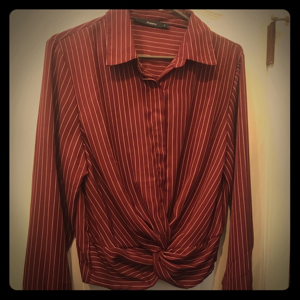 Burgundy striped mid-waist blouse